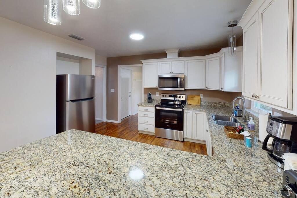 Gator Ranch House 1.5 Miles From Stadium Holiday home Gainesville