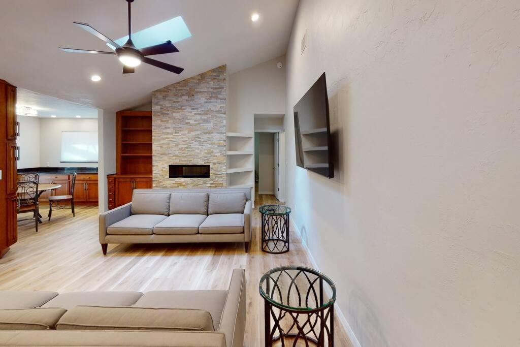 Gator Pool And Hot Tub House -1.5 Miles To Stadium Holiday home Gainesville