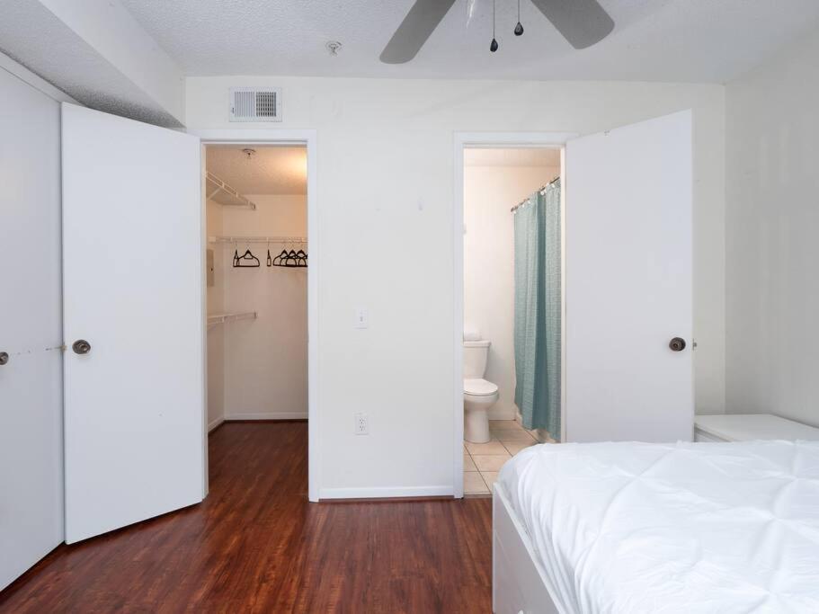 Spacious Mins To Shands, University, & Downtown! *
