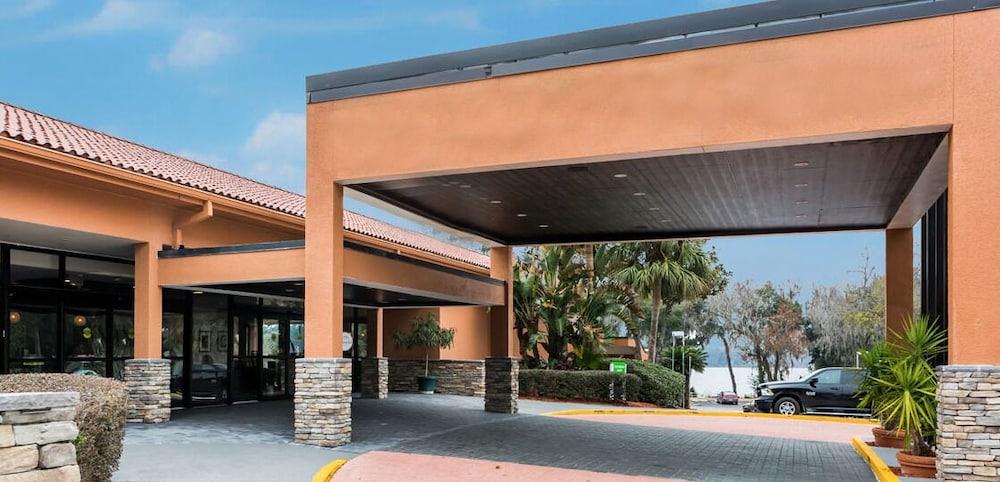 Stayable Select Hotel 3*