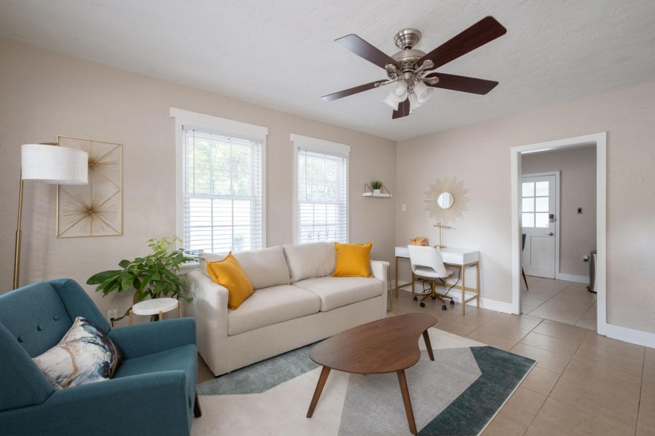 1 Mile To Uf & 5 Min Walk Downtown Pet Friendly *