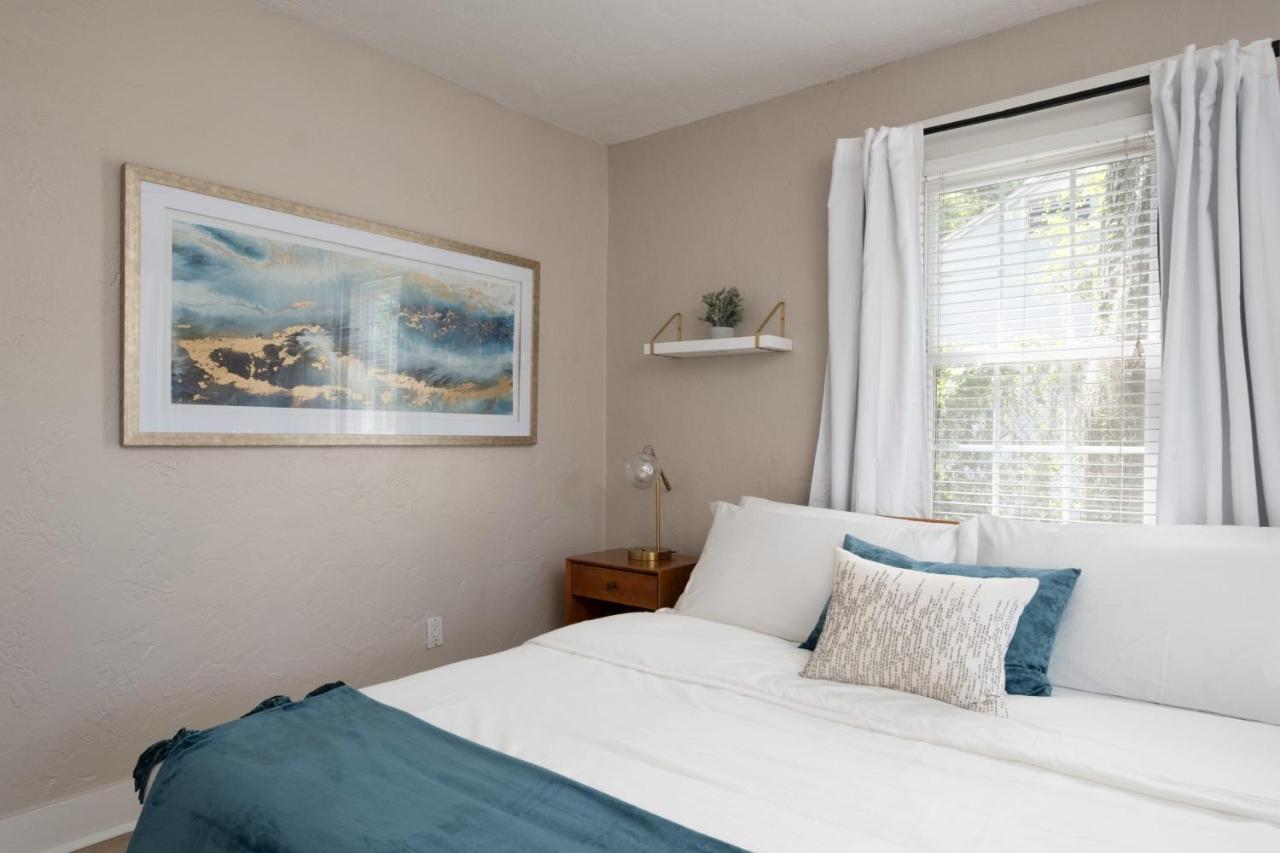 1 Mile To Uf & 5 Min Walk Downtown Pet Friendly