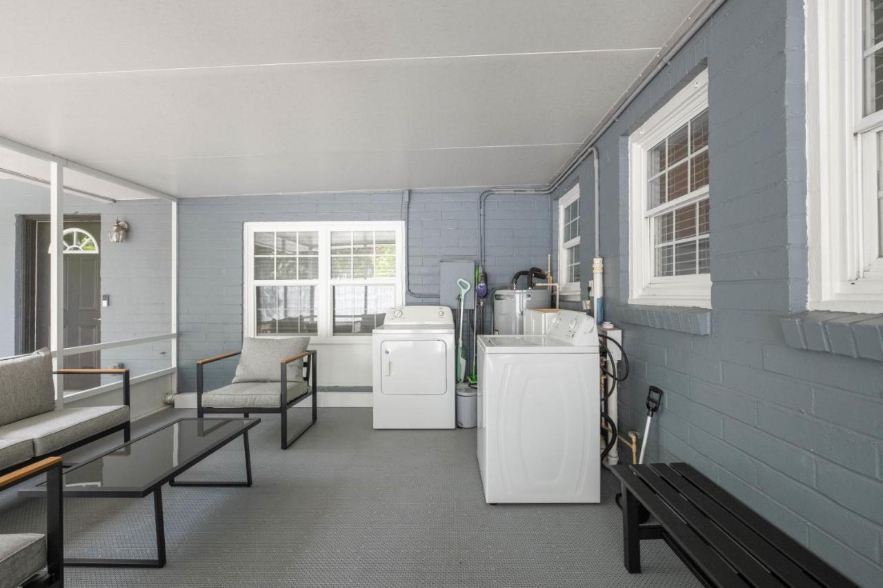 1 Mile To Uf & 5 Min Walk Downtown Pet Friendly *