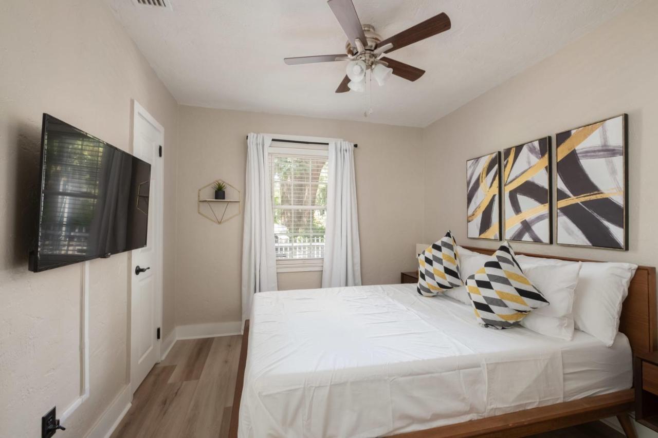 Holiday home 1 Mile To Uf & 5 Min Walk Downtown Pet Friendly