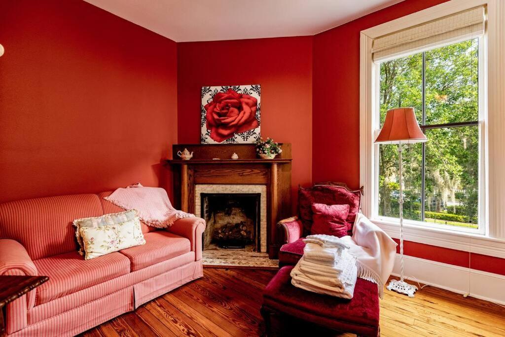 Bed & Breakfast Briar Rose At Camellia Rose Downtown Gainesville