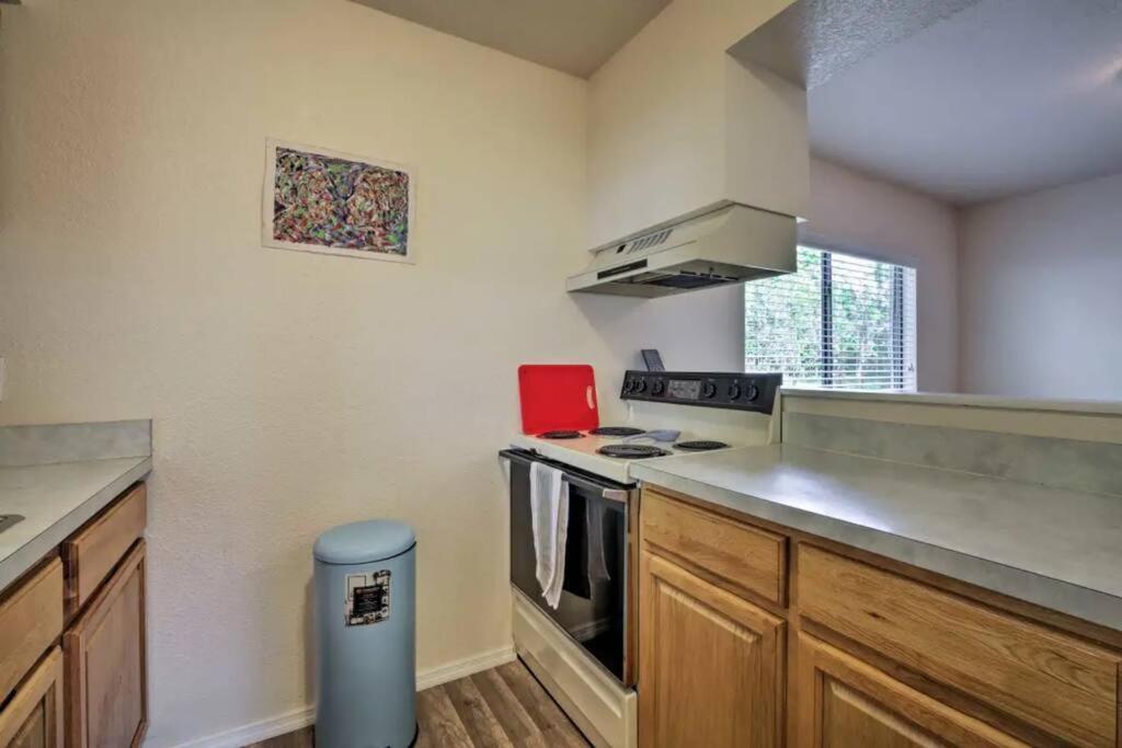 Apartment Cute W/ Massage Chair And Wifi Gainesville
