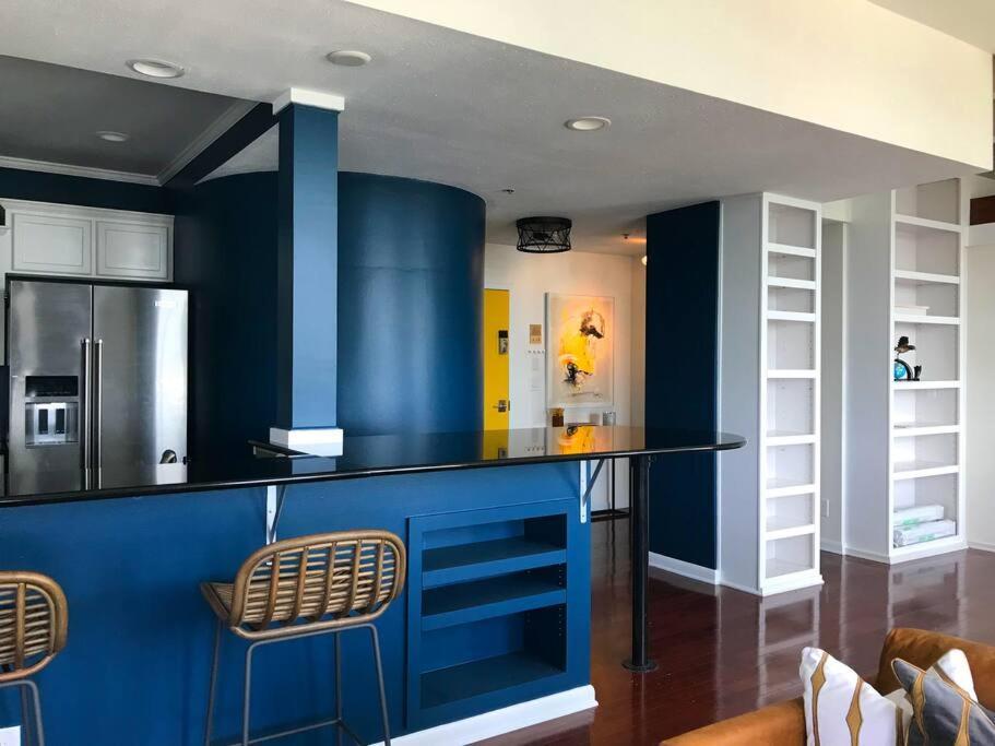 5-star Luxury - Atop The Seagle Building Apartment Gainesville