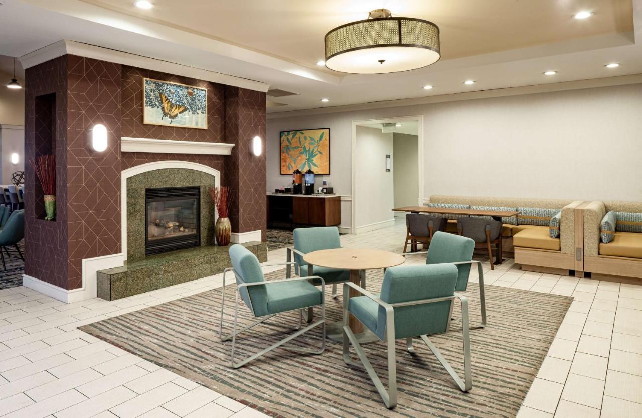 Hotel Homewood By Hilton Gainesville