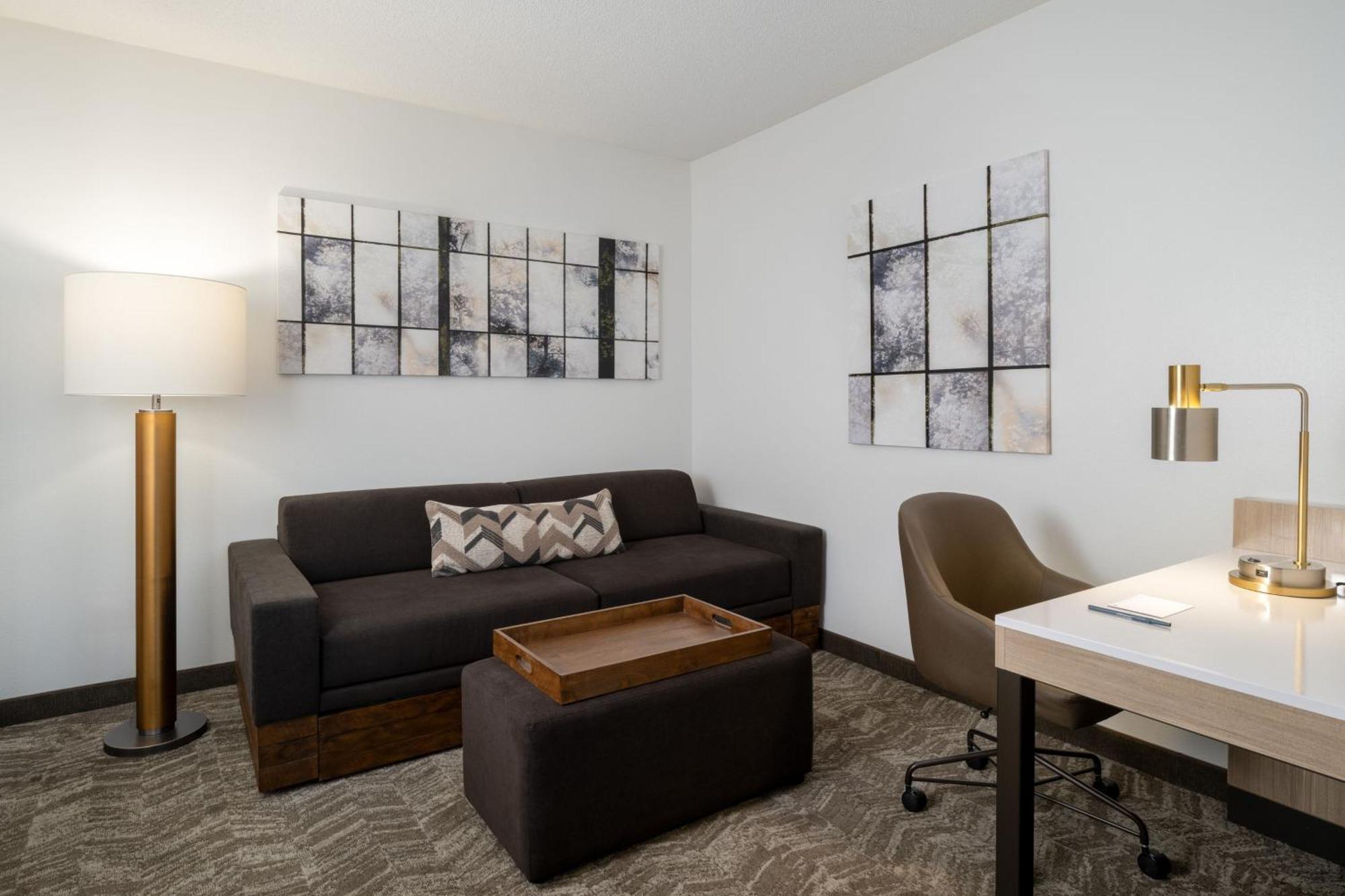 Hotel Springhill 3*
