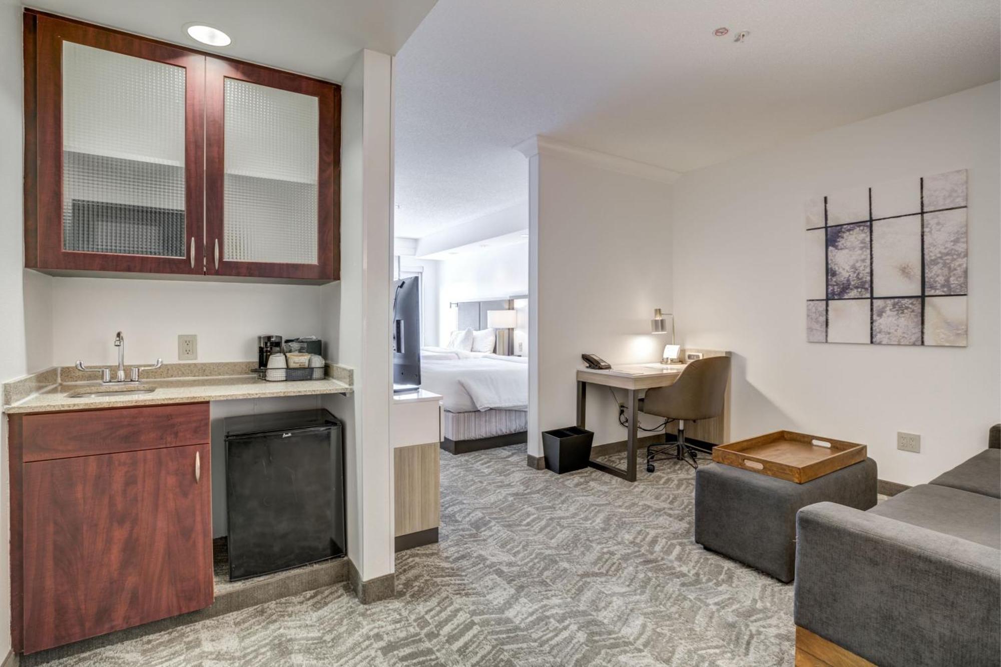 Hotel Springhill 3*