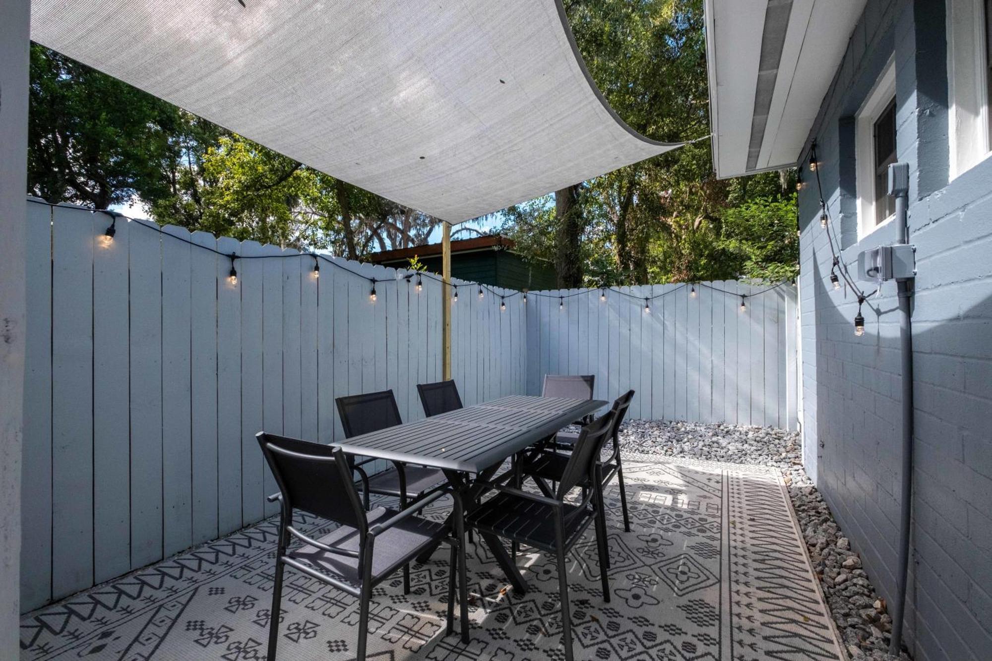 1 Mile To Uf & 5 Min Walk Downtown Pet Friendly Holiday home Gainesville