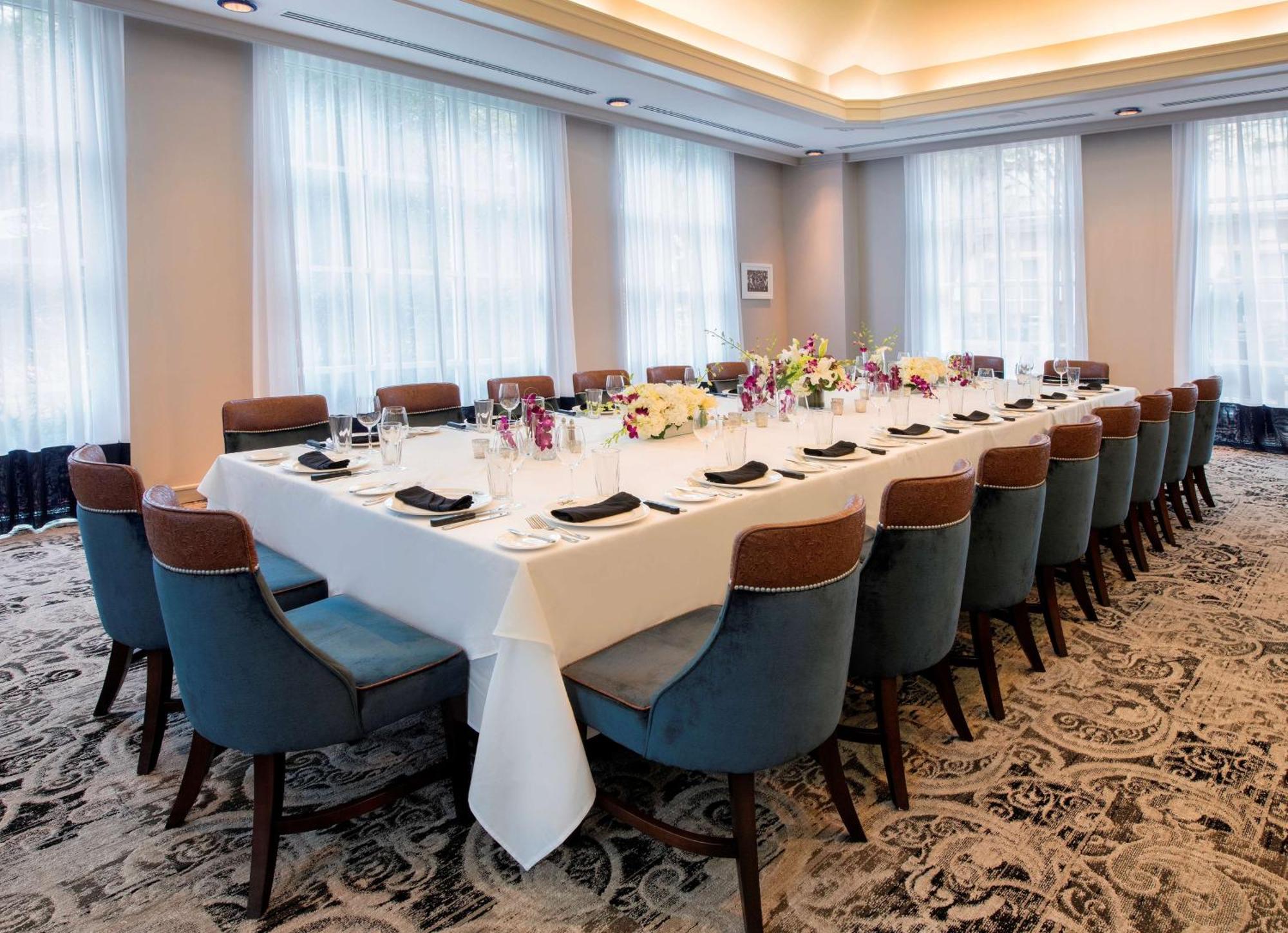 Hilton Of Florida Conference Center Hotel 4*