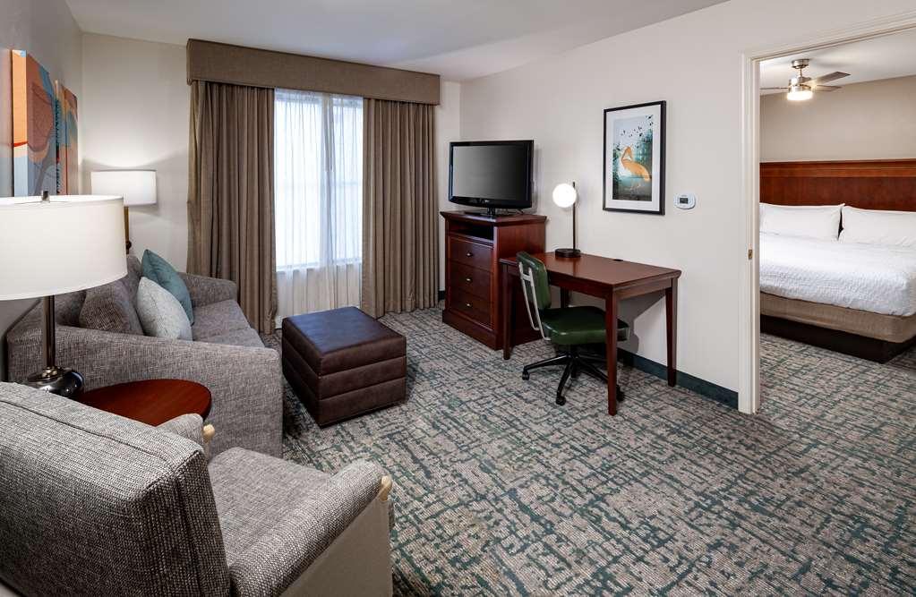 Hotel Homewood By Hilton Gainesville