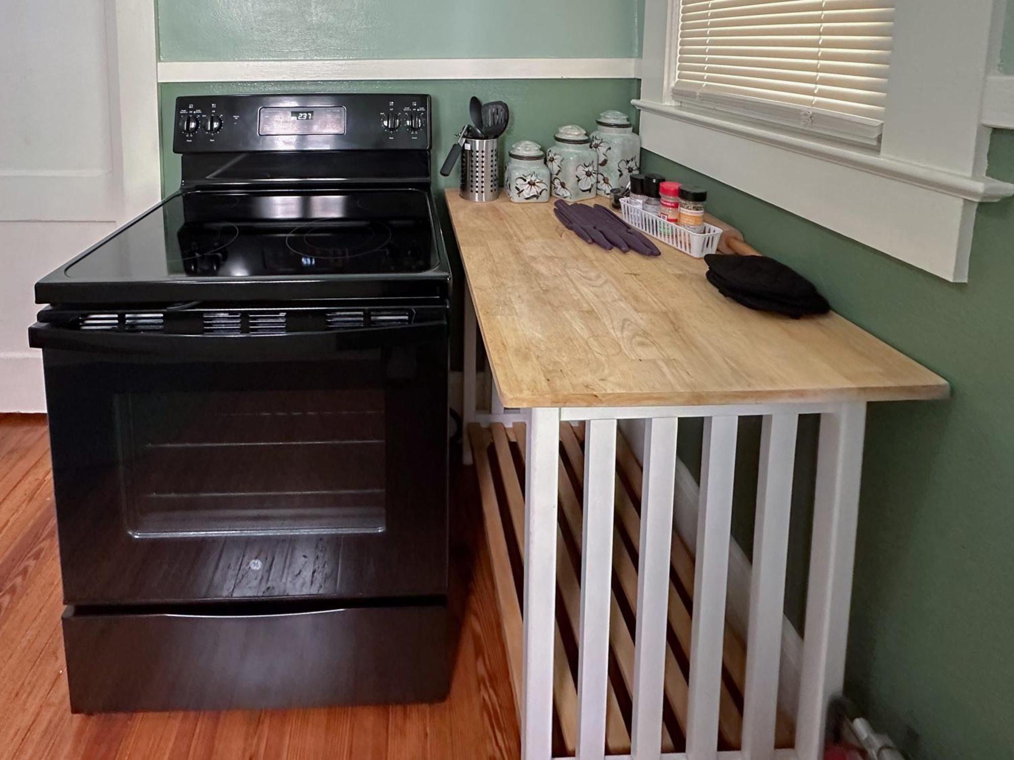 Adorable 1920s Near Uf Stadium Sleeps 10 Gainesville