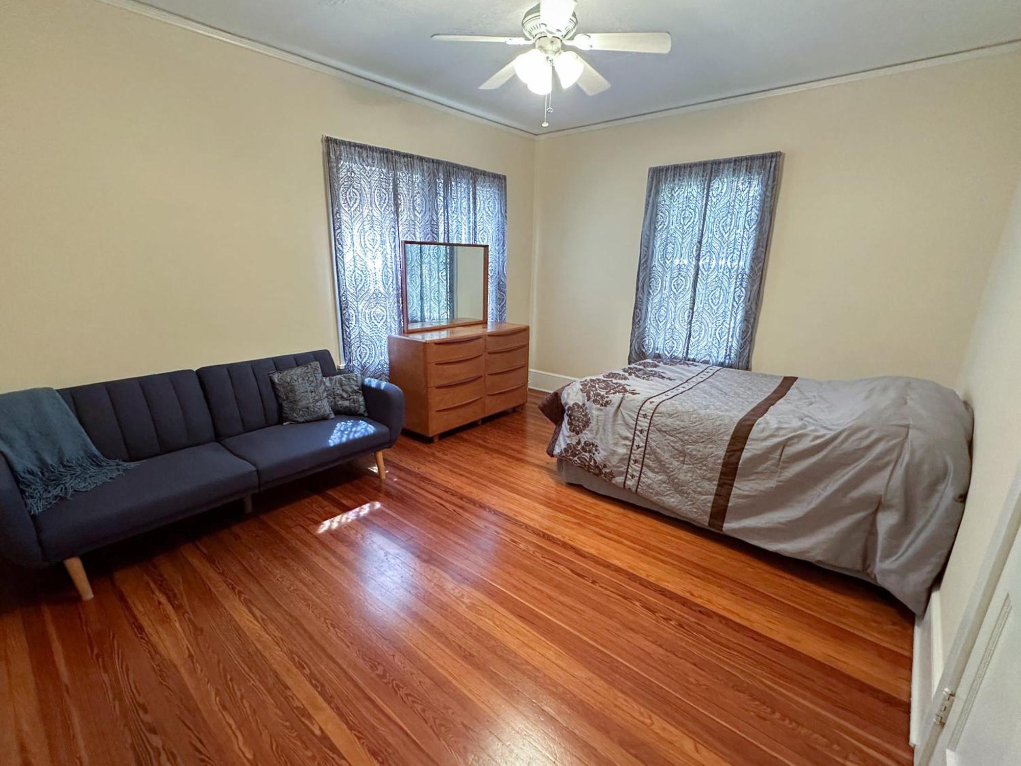 Adorable 1920s Near Uf Stadium Sleeps 10 * Gainesville