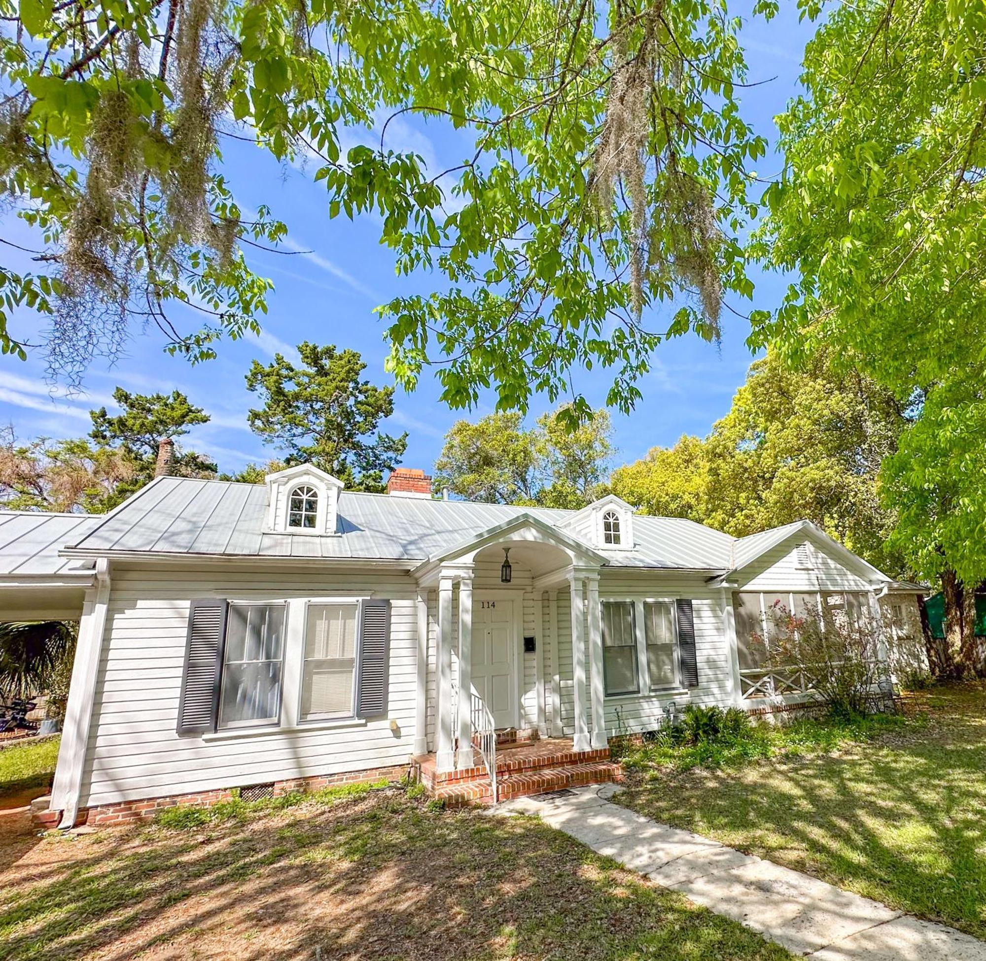 Holiday home Adorable 1920s Near Uf Stadium Sleeps 10 Gainesville