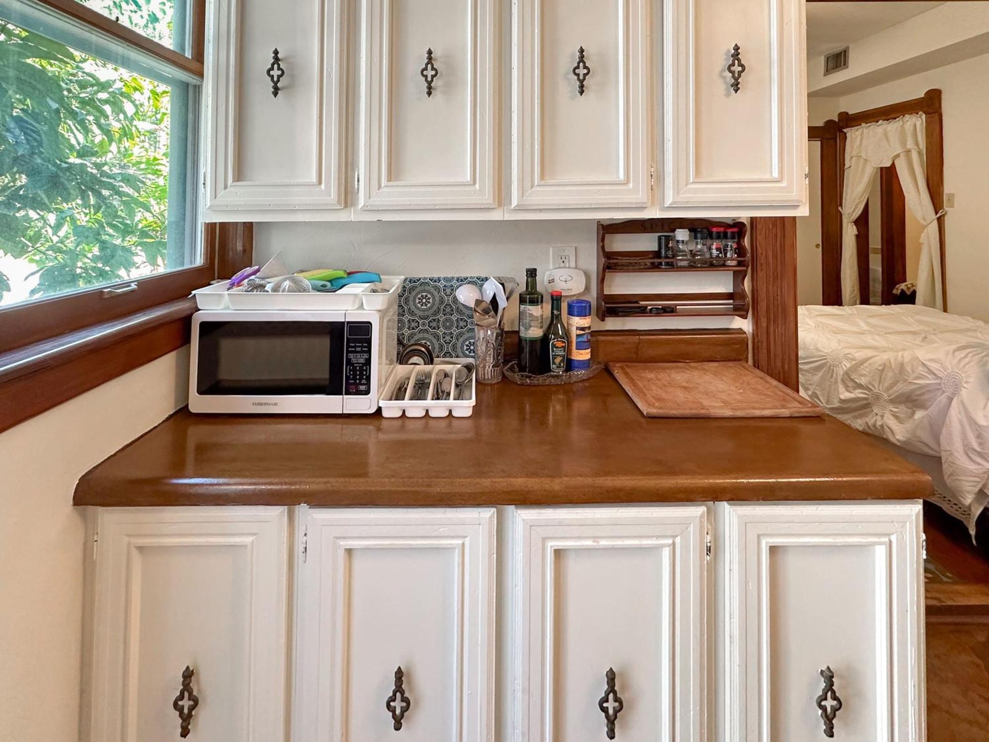 Downtown Historic Victorian Charmer Sleeps 7 * Gainesville
