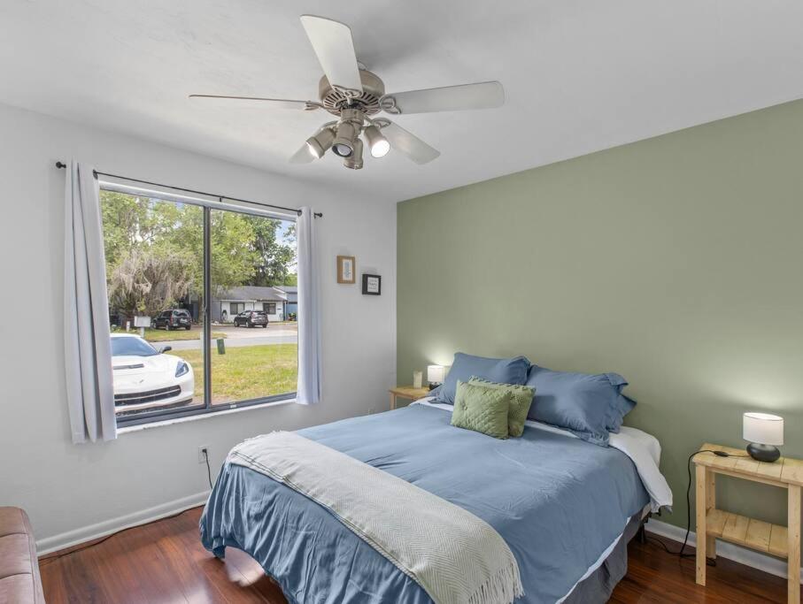 Apartment Spacious Pet Friendly Ping Pong Table