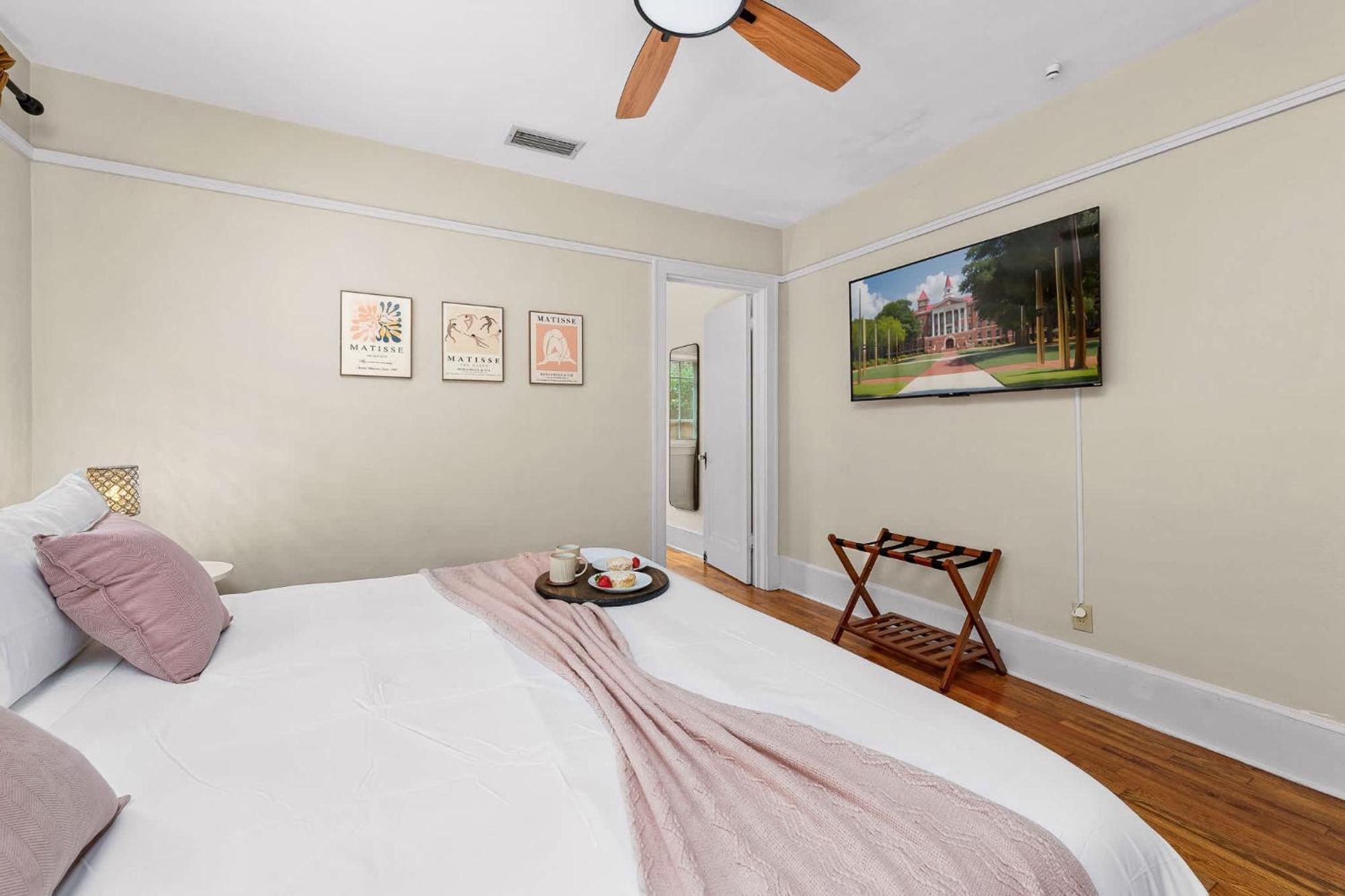 The Gallery At Duckpond - 1930s Historic Charm * Gainesville