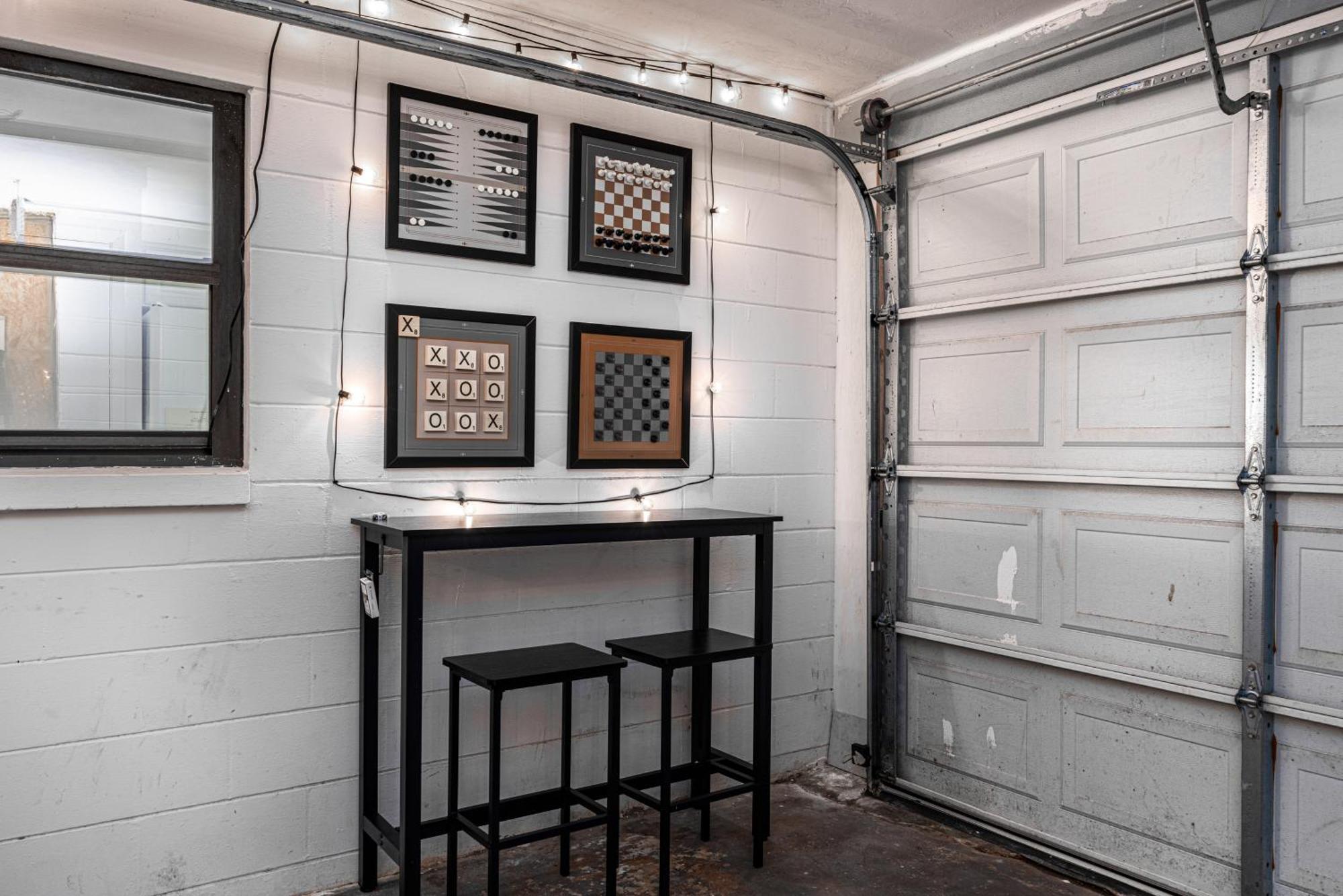 Uf 4min Away! Gameroom-funyard-discgolf-firetable Holiday home