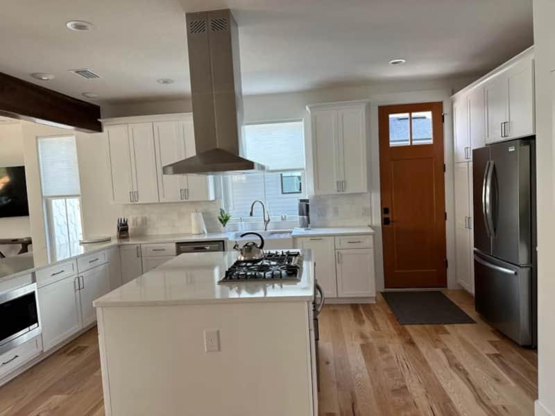 Holiday home Gator Grove - Queen Ann White - New Build! *