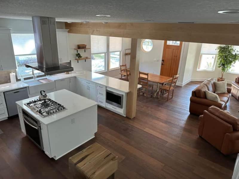 Gator Grove - Queen Ann Grey - New Build! * Gainesville