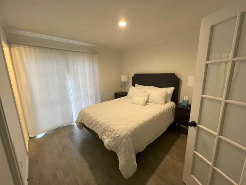 Holiday home Coaches House - 2 Miles From Ben Griffin Stadium