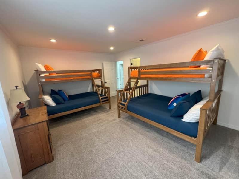 Holiday home Coaches House - 2 Miles From Ben Griffin Stadium Gainesville