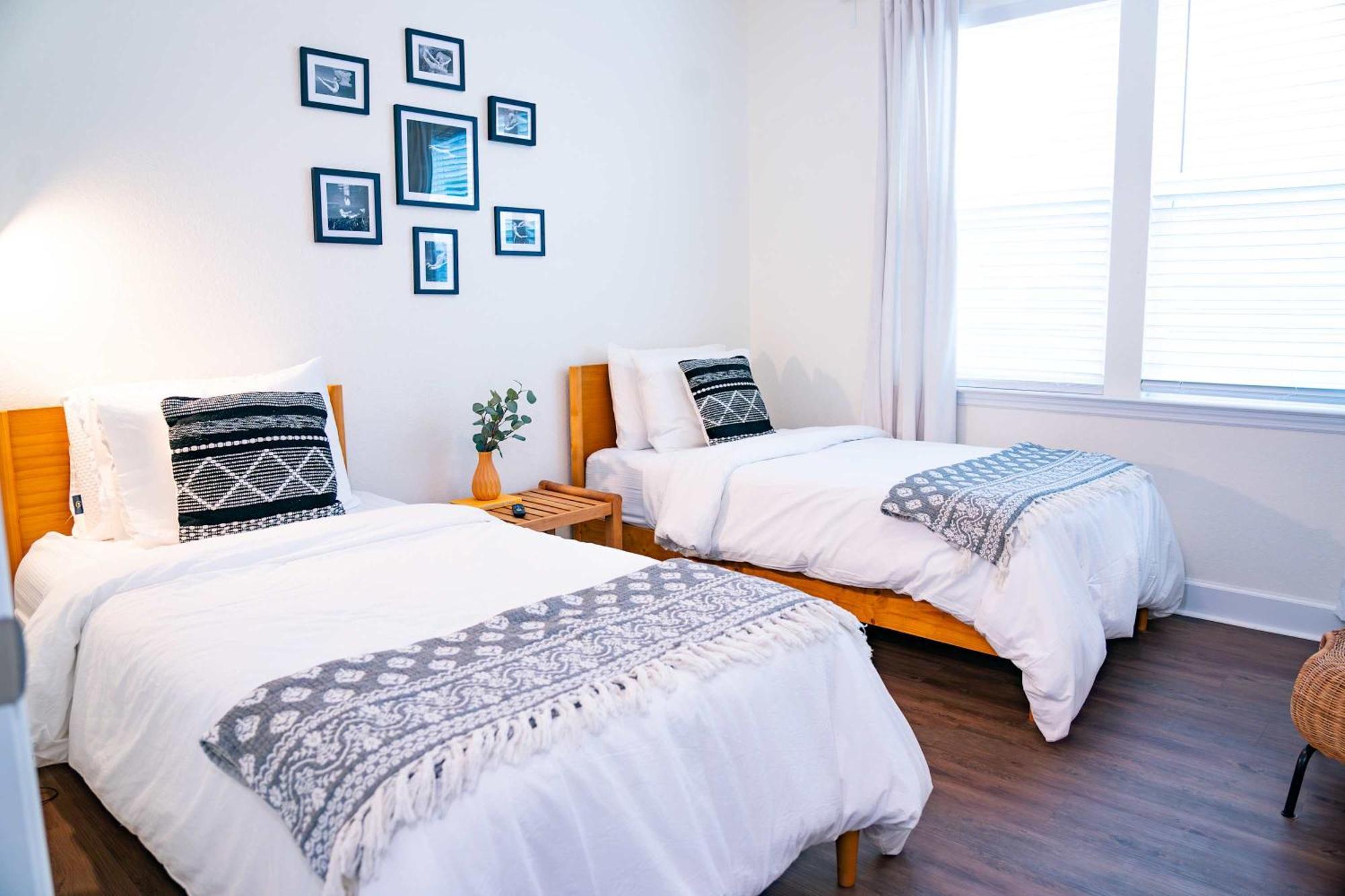 The Mangrove Newly Built Upscale * Gainesville