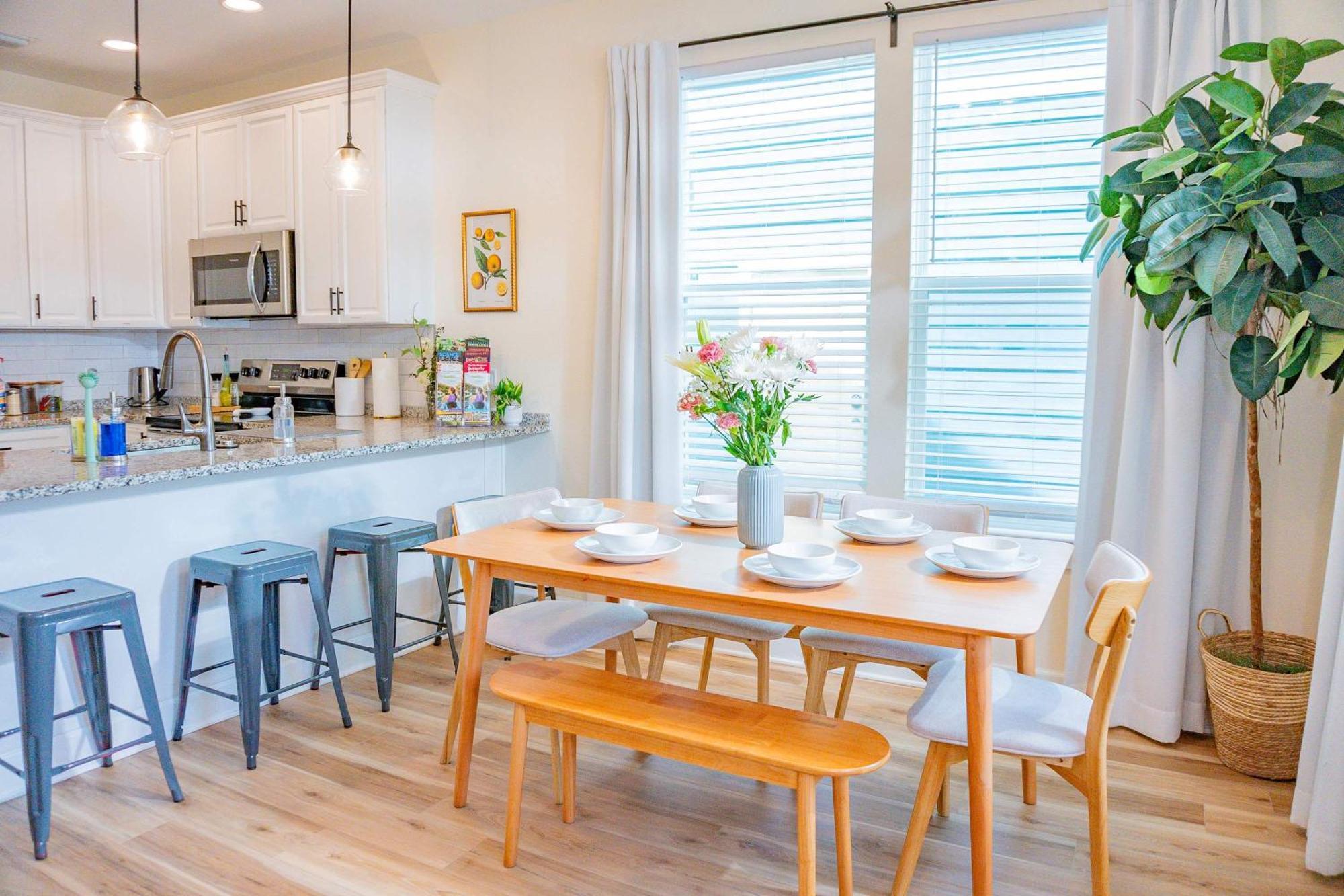 Holiday home The Royal Crane Newly Built Upscale Gainesville