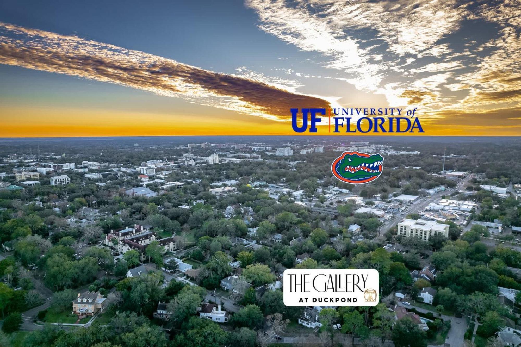 The Gallery At Duckpond - 1930s Historic Charm Gainesville