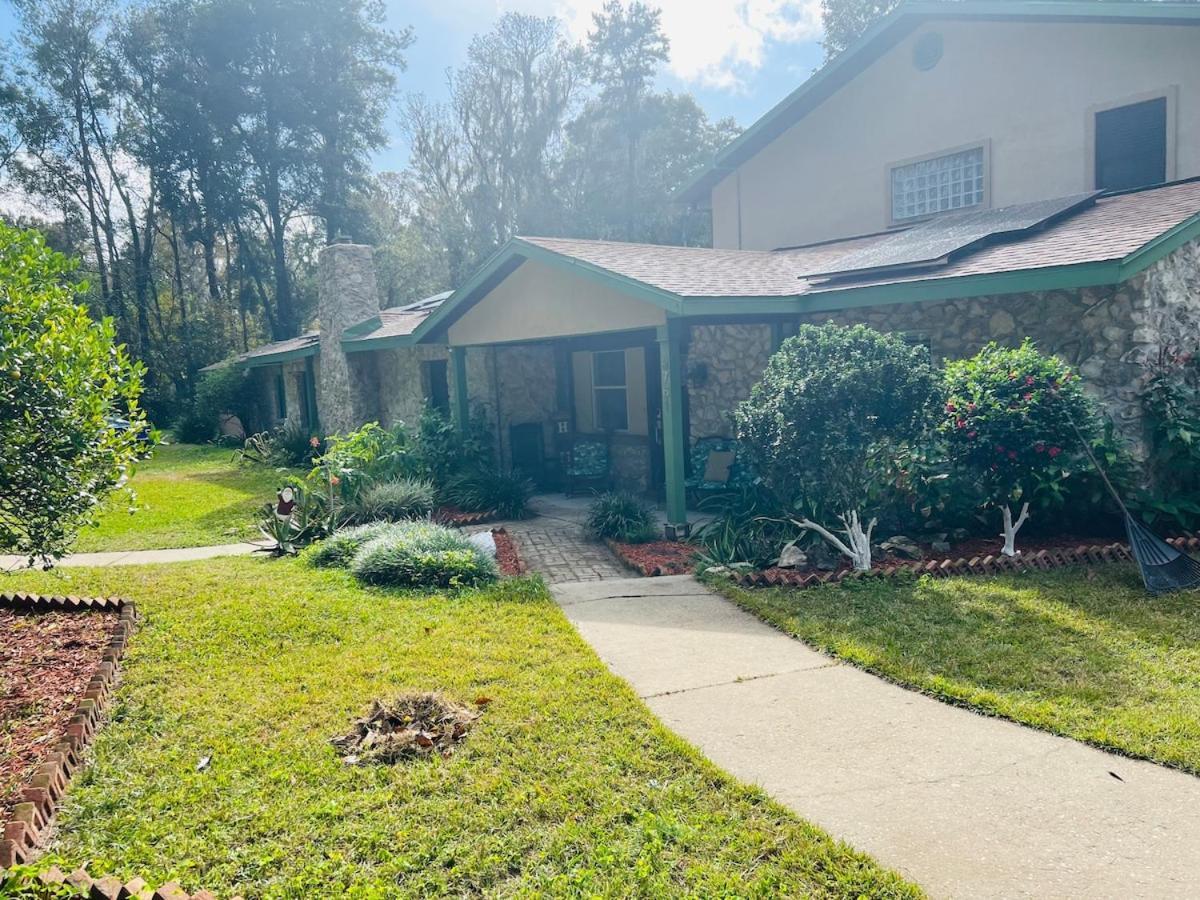 Majestic House With Swimming Pool * Gainesville