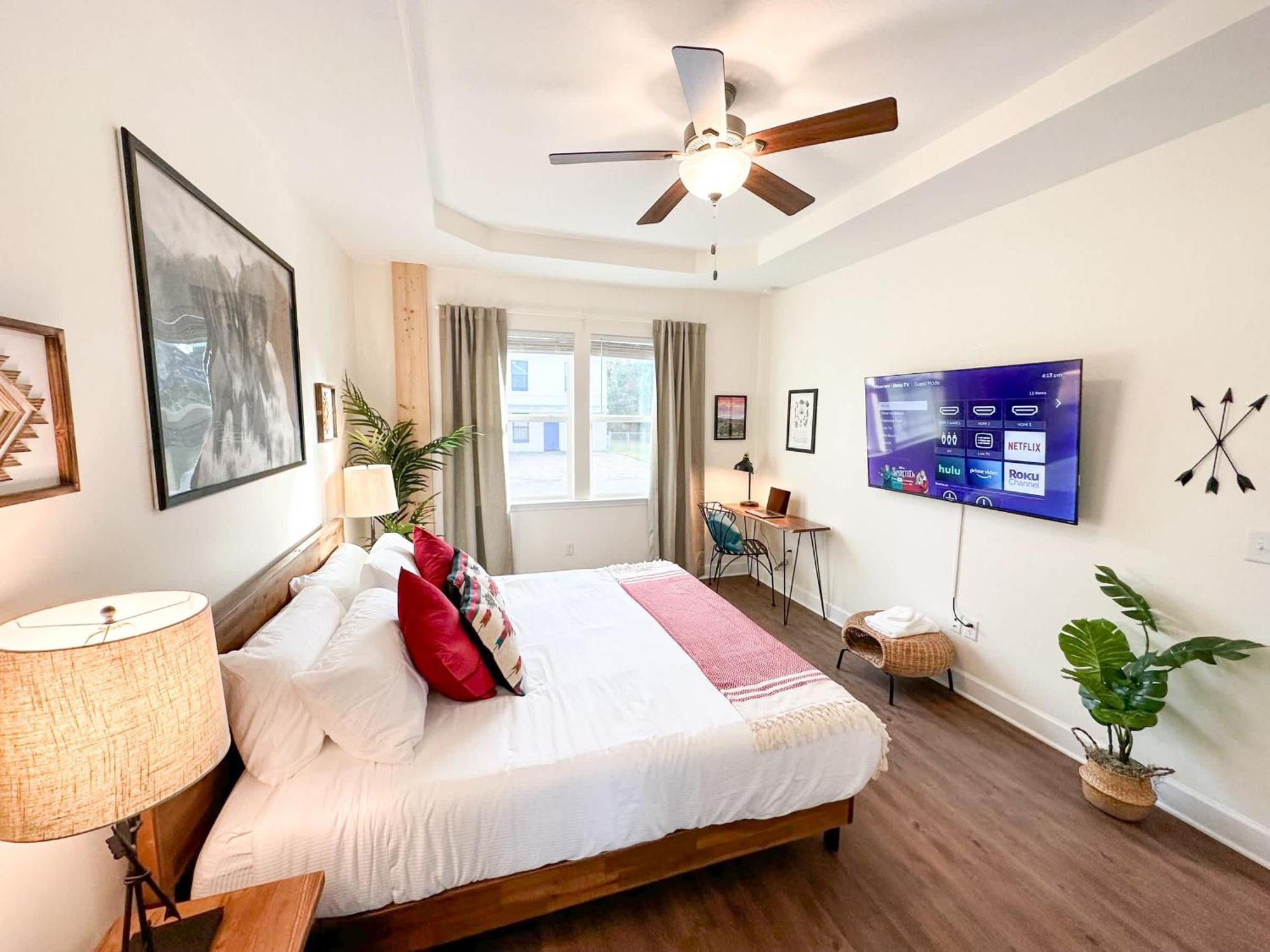 The Prairie Newly Built Upscale Holiday home Gainesville