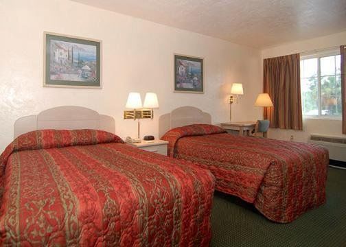 Inn Rodeway - Area 2*