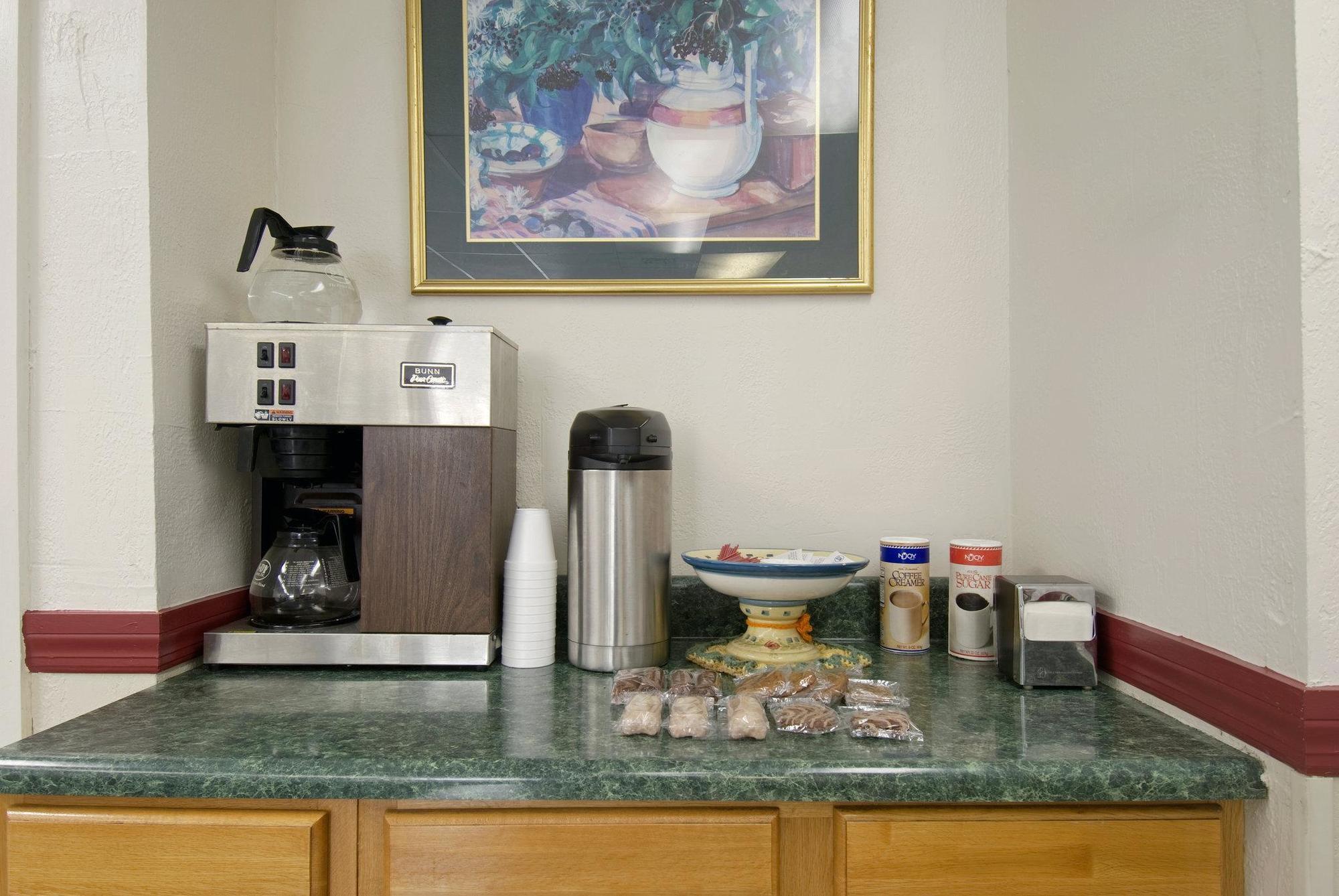 America's Best Value - Motel 2*