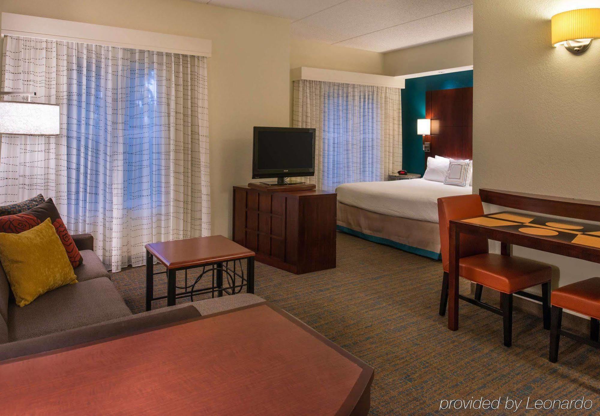 Hotel I-75