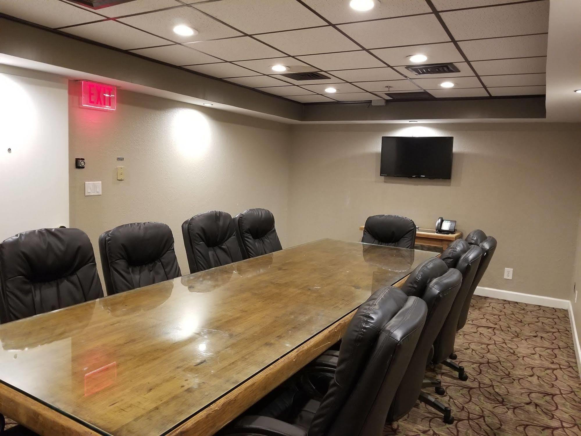 Stayable Select Hotel 3*