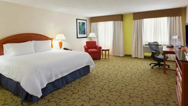 Hilton Garden Hotel 3*