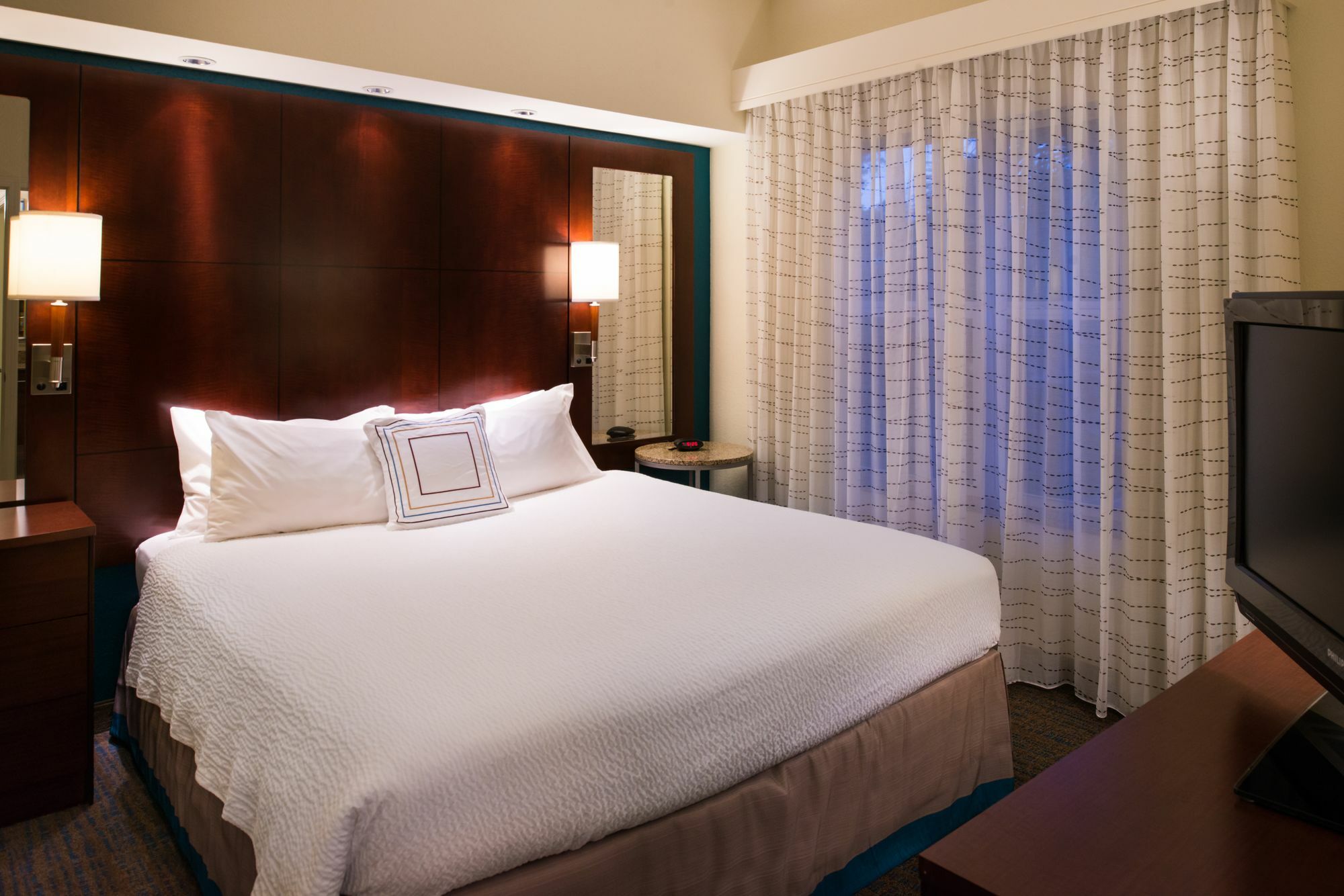By Marriott I-75 Hotel Gainesville