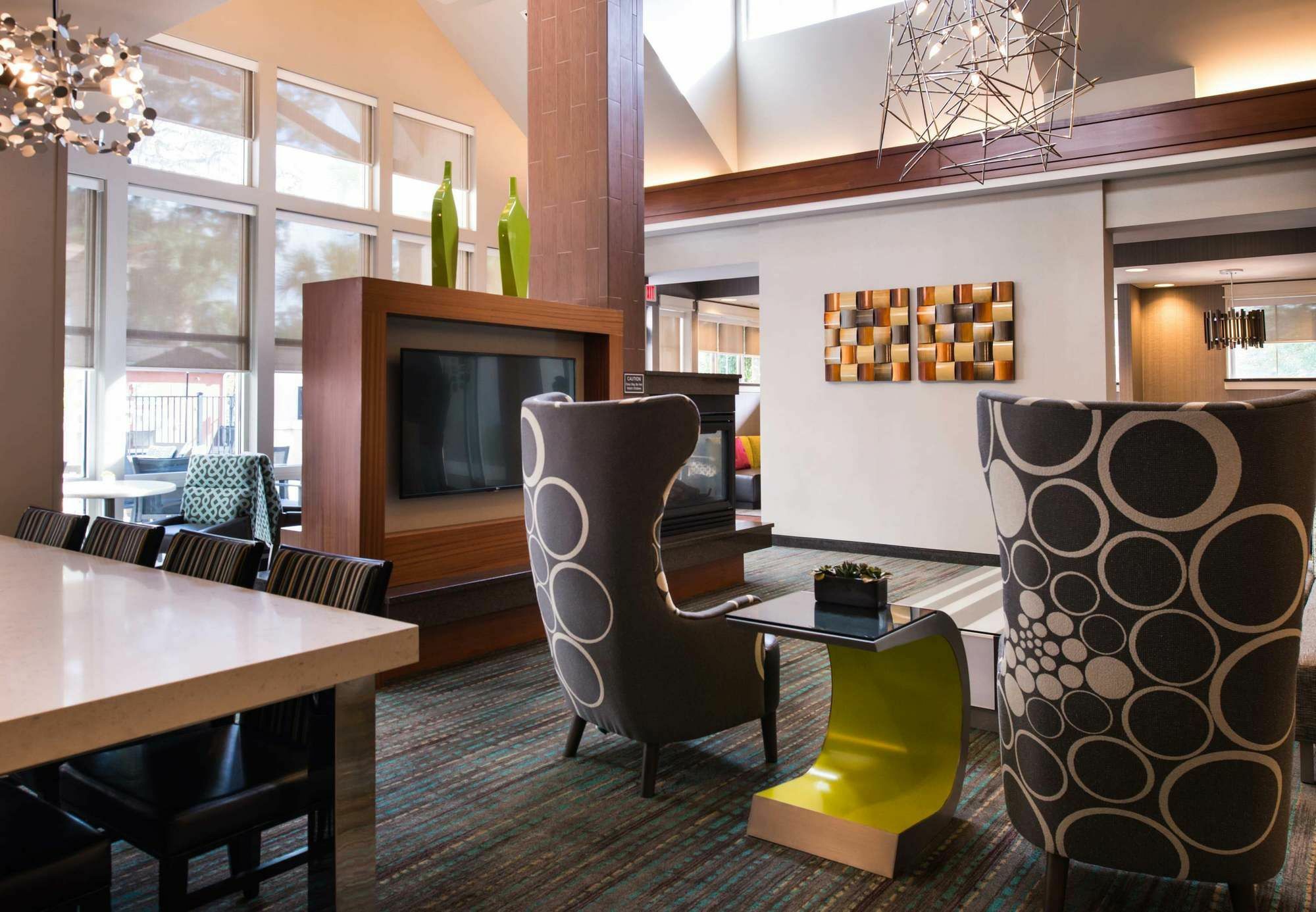 Hotel By Marriott I-75