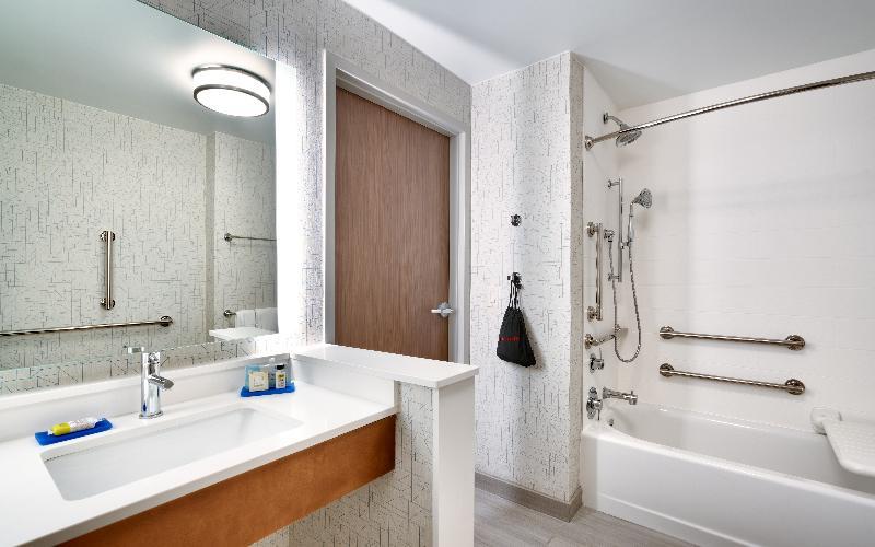 Hotel Express & - I-75 By Ihg